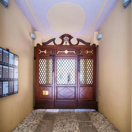 Sky Attic 72 - The House Of Travelers شقة كومو