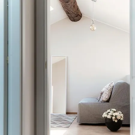 شقة Sky Attic 72 - The House Of Travelers كومو